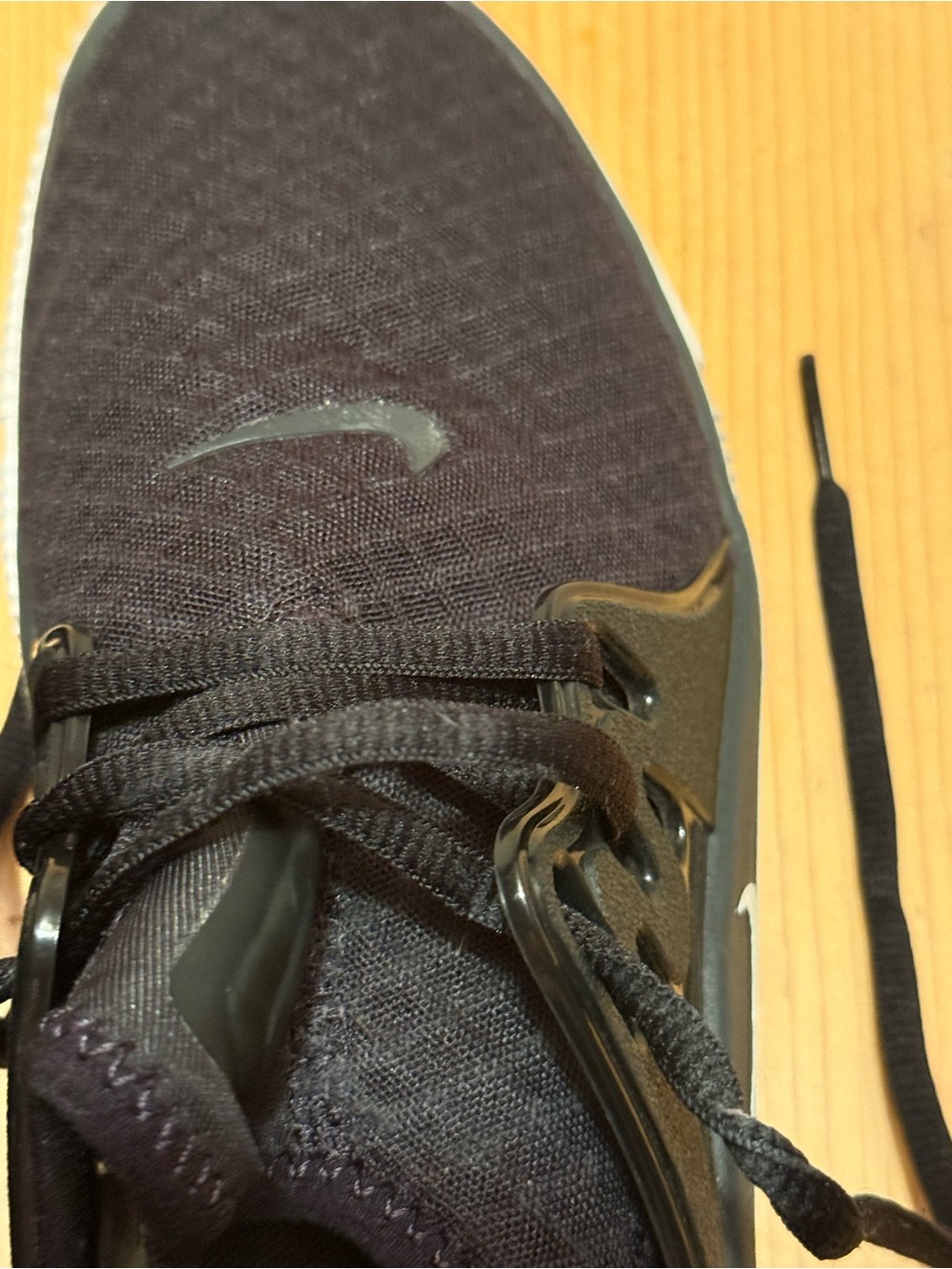 Nike Varsity Complete Trainer (Style Code: AQ7459-001). - Picture 4 of 7